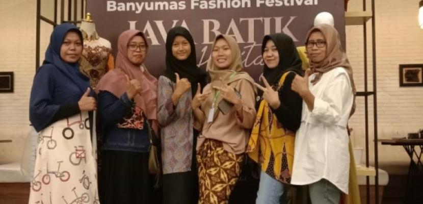 SMKN 1 Purwojati Finalis Banyumas Batik Festival 2022 dalam lomba Batik Design Fashion